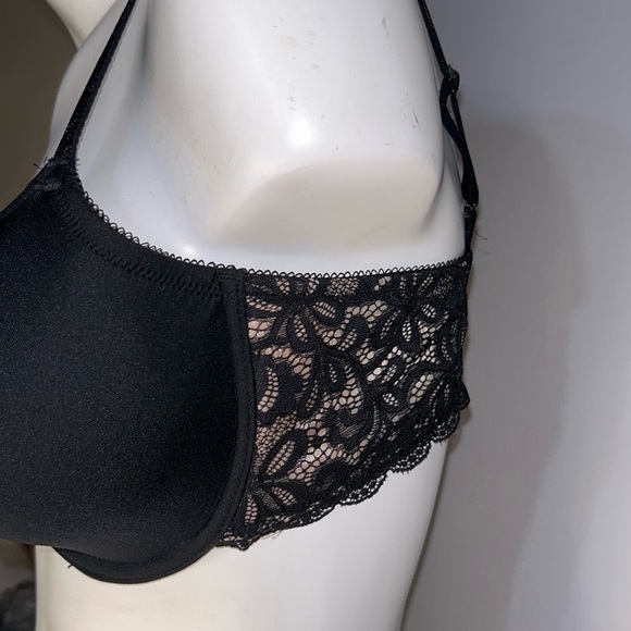 WACOAL All Dressed Up Black W/ Lace Inserts T-Shirt Bra STYLE 853166 Sz 38D - Picture 9 of 17